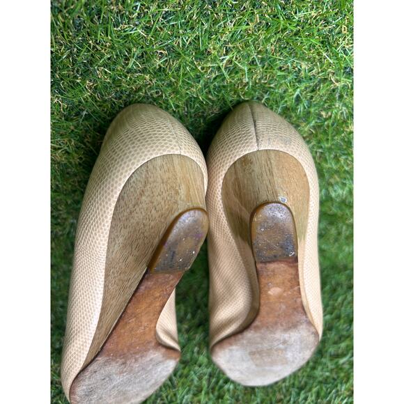 Giuseppe Zanotti Nude‎ Lizard Embossed Wedge Pumps Textured Size 37/6.5 - Picture 8 of 12